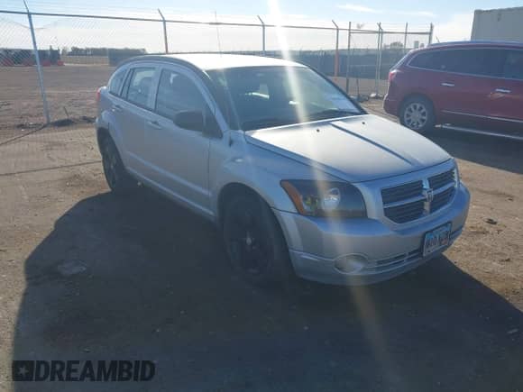 2012 Dodge Caliber SXT z VIN 1C3CDWDAXCD507920, wystawiony jako IAAI lot #43596945 z przebiegiem Nie podano mil oraz . Historia ofert i sprzedaży dostępna na DreamBid. Obrazek 1.