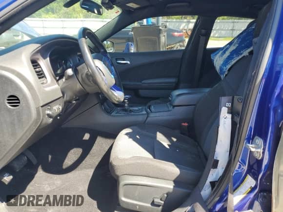 2019 Dodge Charger SXT z VIN 2C3CDXBG7KH745416, wystawiony jako Copart lot #69511705 z przebiegiem 66 255 mil mil oraz Szkoda całkowita • Salvage title. Historia ofert i sprzedaży dostępna na DreamBid. Obrazek 7.