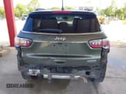 ✅ 2018 Jeep Compass Latitude • VIN: 3C4NJCBBXJT248344 • Lot: 43172314. Wystawiony na IAAI z przebiegiem 127 306 mil. Bezpłatny archiwum sprzedaży aukcyjnych z USA i szczegółowy raport historii pojazdu na DreamBid. Zdjęcie 16.