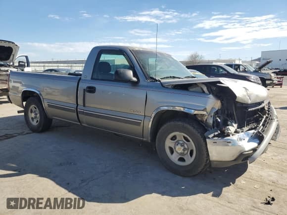 ✅ 1999 Chevrolet Silverado 1500 LS • VIN: 1GCEC14T0XE209534 • Лот: 46479765. Опубликован ранее на Copart с пробегом 173 520 миль. Бесплатный доступ к архиву аукционных продаж из США и подробный отчёт об истории автомобиля на DreamBid. Изображение 4.