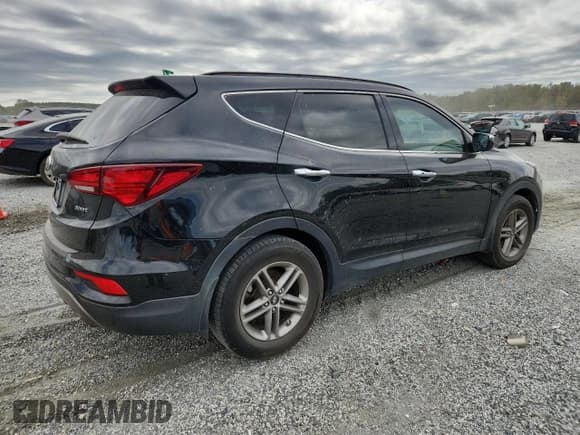 ✅ 2017 Hyundai Santa Fe 2.4L • VIN: 5NMZU3LB3HH008650 • Lot: 86128685. Wystawiony na Copart z przebiegiem 150 662 mil. Bezpłatny archiwum sprzedaży aukcyjnych z USA i szczegółowy raport historii pojazdu na DreamBid. Zdjęcie 3.