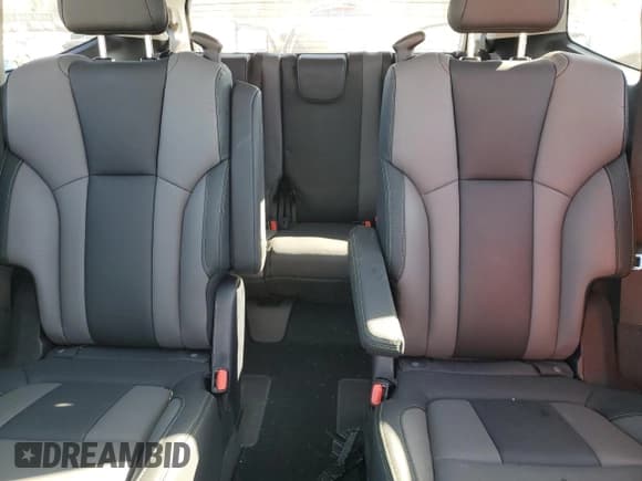 ✅ 2024 Subaru Ascent Onyx • VIN: 4S4WMAHD8R3446447 • Lot: 83852824. Listed on Copart with 5,311 mi. Free auction sales archive from the USA and detailed vehicle history report at DreamBid. Image 10.