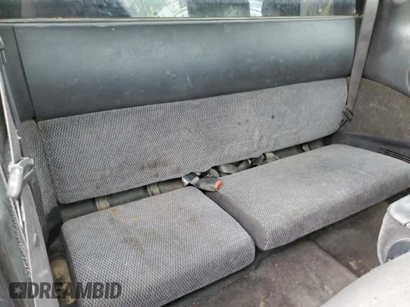 ✅ 1998 Dodge Dakota SLT • VIN: 1B7GG22Y5WS699664 • Lot: 84112654. Wystawiony na Copart z przebiegiem 268 517 mil. Bezpłatny archiwum sprzedaży aukcyjnych z USA i szczegółowy raport historii pojazdu na DreamBid. Zdjęcie 11.