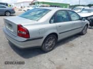 ✅ 2000 Volvo S80 • VIN: YV1TS94D3Y1122490 • Lot: 42709977. Listed on IAAI with 129,347 mi. Free auction sales archive from the USA and detailed vehicle history report at DreamBid. Image 4.