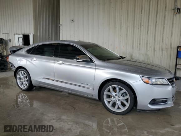 ✅ 2020 Chevrolet Impala Premier • VIN: 1G1105S32LU106058 • Лот: 71804194. Опубликован ранее на Copart с пробегом 112 081 миль. Бесплатный доступ к архиву аукционных продаж из США и подробный отчёт об истории автомобиля на DreamBid. Изображение 4.