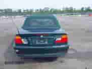 2001 BMW 3 Series 330Ci с VIN WBABS53411JU81299, выставлен на аукционе IAAI как лот 42062965 с пробегом 202 850 миль миль и . История ставок и продаж доступна на DreamBid. Изображение 16.