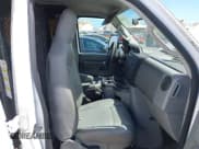 ✅ 2011 Ford Econoline Cargo Commercial • VIN: 1FTNE1EW7BDA82704 • Lot: 42339406. Wystawiony na IAAI z przebiegiem Nie podano. Bezpłatny archiwum sprzedaży aukcyjnych z USA i szczegółowy raport historii pojazdu na DreamBid. Zdjęcie 5.