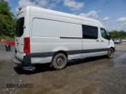 ✅ 2021 Mercedes-Benz Sprinter Cargo • VIN: W1Y4DCHY6MT047373 • Лот: 59143235. Опубликован ранее на Copart с пробегом 102 139 миль. Бесплатный доступ к архиву аукционных продаж из США и подробный отчёт об истории автомобиля на DreamBid. Изображение 3.