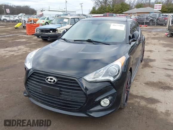 2013 Hyundai Veloster Turbo с VIN KMHTC6AE5DU151346, выставлен на аукционе IAAI как лот 41177509 с пробегом 112 955 миль миль и . История ставок и продаж доступна на DreamBid. Изображение 18.