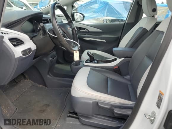 ✅ 2020 Chevrolet Bolt EV Premier • VIN: 1G1FZ6S03L4121174 • Lot: 53700484. Wystawiony na Copart z przebiegiem 22 583 mil. Bezpłatny archiwum sprzedaży aukcyjnych z USA i szczegółowy raport historii pojazdu na DreamBid. Zdjęcie 7.