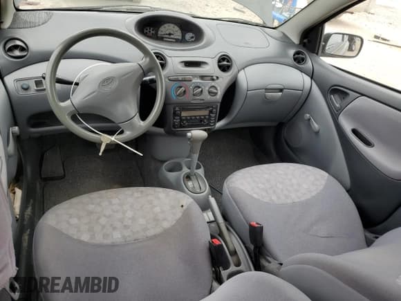 ✅ 2002 Toyota ECHO • VIN: JTDBT123220218473 • Лот: 86096445. Опубликован ранее на Copart с пробегом 148 012 миль. Бесплатный доступ к архиву аукционных продаж из США и подробный отчёт об истории автомобиля на DreamBid. Изображение 8.