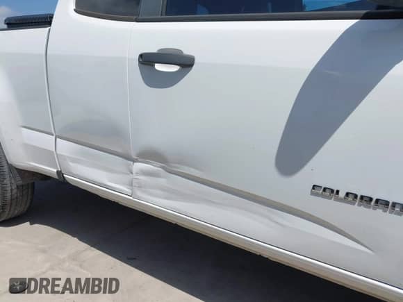 2018 Chevrolet Colorado 2WD Work Truck with VIN 1GCHSBEN2J1320557, listed as a IAAI auction lot 42740056 with 212,093 mi miles and . Bid and sale history available at DreamBid. Image 17.