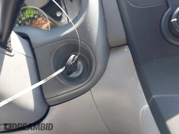 ✅ 2008 Kia Sedona EX • VIN: KNDMB233386268370 • Lot: 43147488. Wystawiony na IAAI z przebiegiem 261 050 mil. Bezpłatny archiwum sprzedaży aukcyjnych z USA i szczegółowy raport historii pojazdu na DreamBid. Zdjęcie 11.