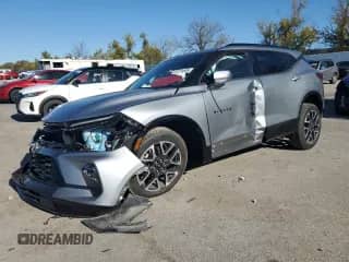 2025 Chevrolet Blazer RS z VIN 3GNKBERS1SS203177, wystawiony jako Copart lot #87274505 z przebiegiem 9 333 mil mil oraz Nie do naprawy • Non repairable. Historia ofert i sprzedaży dostępna na DreamBid. Obrazek 1.