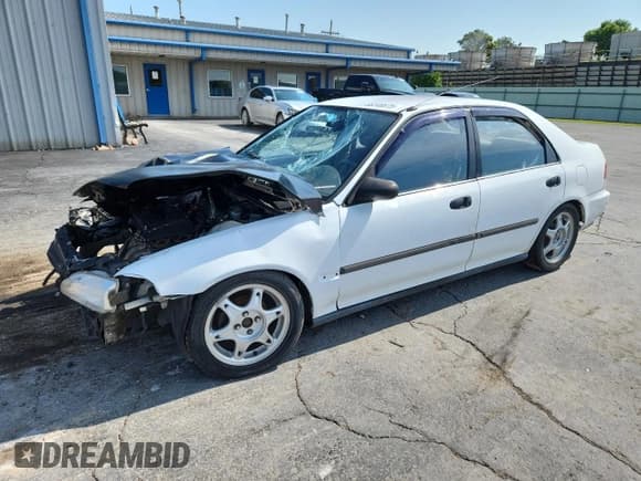 ✅ 1992 Honda Civic DX • VIN: JHMEG8545NS030522 • Lot: 60248675. Listed on Copart with 195,870 mi. Free auction sales archive from the USA and detailed vehicle history report at DreamBid. Image 1.