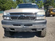 ✅ 2006 Chevrolet Silverado 2500HD LT3 • VIN: 1GCHK23D86F200833 • Lot: 81657075. Listed on Copart with 153,817 mi. Free auction sales archive from the USA and detailed vehicle history report at DreamBid. Image 5.