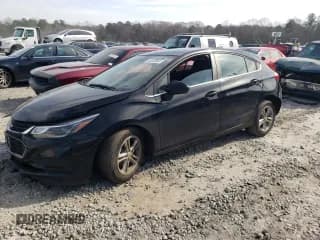 ✅ 2017 Chevrolet Cruze LT • VIN: 3G1BE6SM7HS558339 • Lot: 40263893. Listed on Copart with 61,973 mi. Free auction sales archive from the USA and detailed vehicle history report at DreamBid. Image 1.