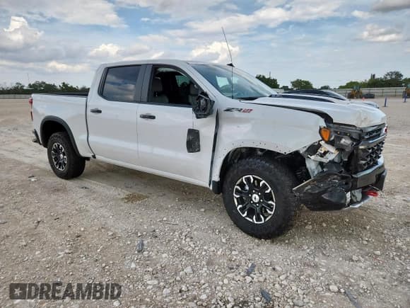 ✅ 2025 Chevrolet Silverado 1500 ZR2 • VIN: 3GCUKHEL7SG253280 • Лот: 70714785. Опубликован ранее на Copart с пробегом 3 116 миль. Бесплатный доступ к архиву аукционных продаж из США и подробный отчёт об истории автомобиля на DreamBid. Изображение 4.