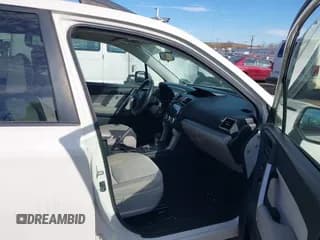 ✅ 2016 Subaru Forester Premium • VIN: JF2SJADC1GH485844 • Lot: 43729507. Wystawiony na IAAI z przebiegiem 207 751 mil. Bezpłatny archiwum sprzedaży aukcyjnych z USA i szczegółowy raport historii pojazdu na DreamBid. Zdjęcie 5.