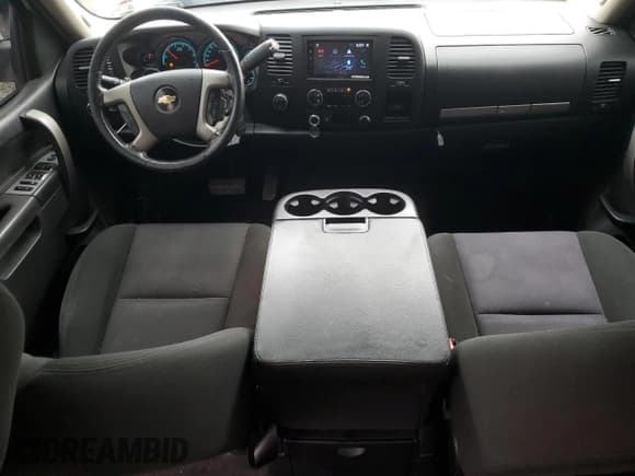 ✅ 2011 Chevrolet Silverado 1500 1HY • VIN: 3GCUKUEJ7BG152120 • Lot: 86327734. Listed on Copart with 49,477 mi. Free auction sales archive from the USA and detailed vehicle history report at DreamBid. Image 8.