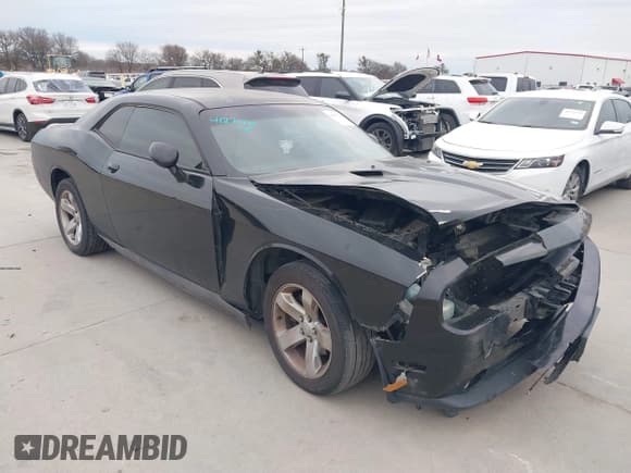 ✅ 2012 Dodge Challenger SXT • VIN: 2C3CDYAG4CH174184 • Lot: 41270718. Wystawiony na IAAI z przebiegiem 180 827 mil. Bezpłatny archiwum sprzedaży aukcyjnych z USA i szczegółowy raport historii pojazdu na DreamBid. Zdjęcie 1.