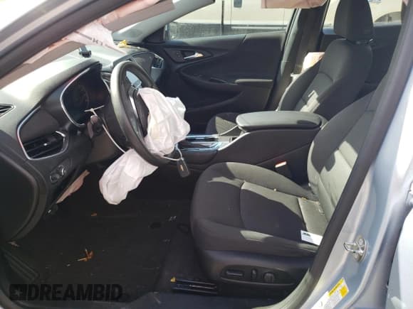 ✅ 2018 Chevrolet Malibu LT • VIN: 1G1ZD5ST4JF106460 • Lot: 81982285. Listed on Copart with 48,552 mi. Free auction sales archive from the USA and detailed vehicle history report at DreamBid. Image 7.