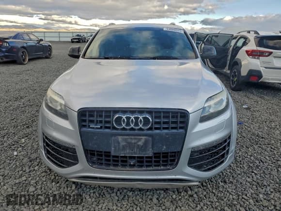 ✅ 2015 Audi Q7 S line Prestige • VIN: WA1DGAFE8FD028663 • Lot: 93080945. Wystawiony na Copart z przebiegiem 188 873 mil. Bezpłatny archiwum sprzedaży aukcyjnych z USA i szczegółowy raport historii pojazdu na DreamBid. Zdjęcie 5.