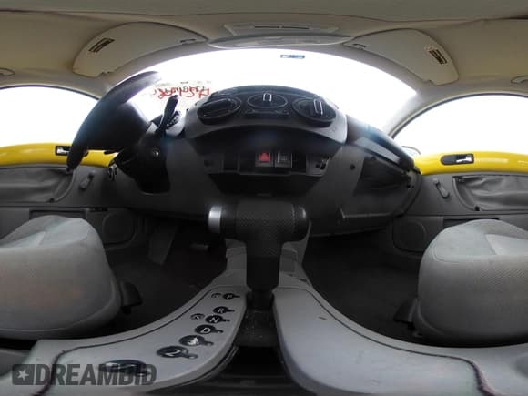 ✅ 2002 Volkswagen Beetle GL • VIN: 3VWBK21C12M428700 • Лот: 42430642. Опубликован ранее на IAAI с пробегом 160 262 миль. Бесплатный доступ к архиву аукционных продаж из США и подробный отчёт об истории автомобиля на DreamBid. Изображение 19.