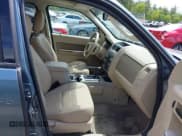 ✅ 2012 Ford Escape XLT • VIN: 1FMCU9D7XCKB60341 • Лот: 42314412. Опубликован ранее на IAAI с пробегом 162 764 миль. Бесплатный доступ к архиву аукционных продаж из США и подробный отчёт об истории автомобиля на DreamBid. Изображение 5.