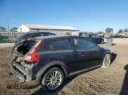 ✅ 2011 Volvo C30 • VIN: YV1672MK2B2238303 • Lot: 76824794. Wystawiony na Copart z przebiegiem 63 574 mil. Bezpłatny archiwum sprzedaży aukcyjnych z USA i szczegółowy raport historii pojazdu na DreamBid. Zdjęcie 3.