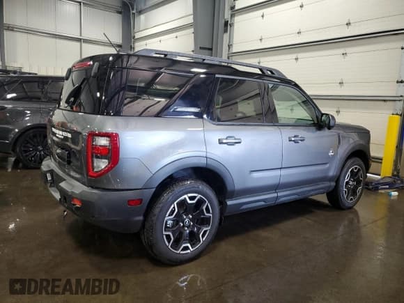 ✅ 2025 Ford Bronco Sport Outer Banks • VIN: 3FMCR9CN3SRE53753 • Lot: 82095865. Listed on Copart with 5,589 mi. Free auction sales archive from the USA and detailed vehicle history report at DreamBid. Image 3.