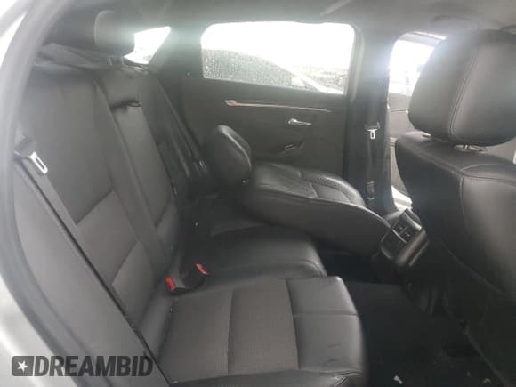 ✅ 2017 Chevrolet Impala LT • VIN: 2G1105S3XH9113182 • Лот: 74003924. Опубликован ранее на Copart с пробегом Не указан. Бесплатный доступ к архиву аукционных продаж из США и подробный отчёт об истории автомобиля на DreamBid. Изображение 10.