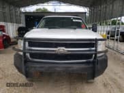 ✅ 2008 Chevrolet Silverado 2500HD 1LT • VIN: 1GCHK29K48E171457 • Lot: 59769815. Wystawiony na Copart z przebiegiem 166 084 mil. Bezpłatny archiwum sprzedaży aukcyjnych z USA i szczegółowy raport historii pojazdu na DreamBid. Zdjęcie 5.
