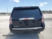 ✅ 2020 GMC Yukon Denali • VIN: 1GKS1CKJXLR293441 • Lot: 56176025. Wystawiony na Copart z przebiegiem 52 522 mil. Bezpłatny archiwum sprzedaży aukcyjnych z USA i szczegółowy raport historii pojazdu na DreamBid. Zdjęcie 6.