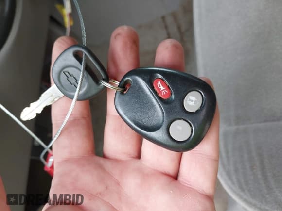 ✅ 2005 Chevrolet Suburban LT • VIN: 1GNFK16Z25J167789 • Лот: 42367356. Опубликован ранее на IAAI с пробегом 267 112 миль. Бесплатный доступ к архиву аукционных продаж из США и подробный отчёт об истории автомобиля на DreamBid. Изображение 11.