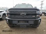 ✅ 2016 Chevrolet Silverado 2500HD LT • VIN: 1GC1KVE84GF240766 • Lot: 85331575. Wystawiony na Copart z przebiegiem 130 136 mil. Bezpłatny archiwum sprzedaży aukcyjnych z USA i szczegółowy raport historii pojazdu na DreamBid. Zdjęcie 5.