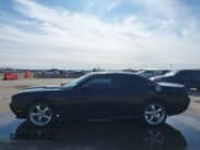 ✅ 2013 Dodge Challenger R/T • VIN: 2C3CDYBT2DH575360 • Lot: 41319042. Wystawiony na IAAI z przebiegiem 173 695 mil. Bezpłatny archiwum sprzedaży aukcyjnych z USA i szczegółowy raport historii pojazdu na DreamBid. Zdjęcie 14.