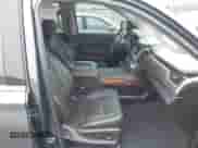 2020 Chevrolet Tahoe Premier z VIN 1GNSKCKJ6LR179033, wystawiony jako IAAI lot #41727607 z przebiegiem 26 879 mil mil oraz . Historia ofert i sprzedaży dostępna na DreamBid. Obrazek 5.