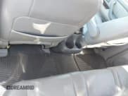 ✅ 2002 Toyota Sequoia Limited • VIN: 5TDZT38A32S089687 • Lot: 42000994. Wystawiony na IAAI z przebiegiem 253 400 mil. Bezpłatny archiwum sprzedaży aukcyjnych z USA i szczegółowy raport historii pojazdu na DreamBid. Zdjęcie 8.