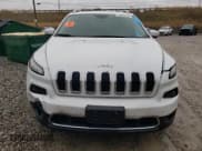 ✅ 2016 Jeep Cherokee Limited • VIN: 1C4PJMDB8GW335366 • Лот: 90829365. Опубликован ранее на Copart с пробегом 144 393 миль. Бесплатный доступ к архиву аукционных продаж из США и подробный отчёт об истории автомобиля на DreamBid. Изображение 5.