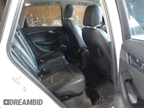 ✅ 2011 Audi Q5 Premium Plus • VIN: WA1LFAFP1BA052881 • Лот: 42912444. Опубликован ранее на IAAI с пробегом 212 744 миль. Бесплатный доступ к архиву аукционных продаж из США и подробный отчёт об истории автомобиля на DreamBid. Изображение 8.