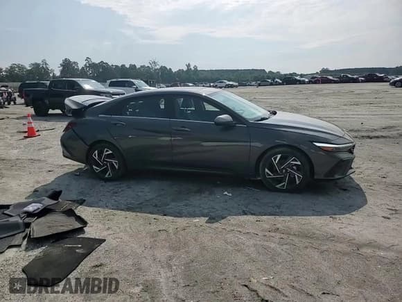 ✅ 2024 Hyundai Elantra SEL • VIN: KMHLS4DG3RU672660 • Lot: 69062105. Listed on Copart with 29,733 mi. Free auction sales archive from the USA and detailed vehicle history report at DreamBid. Image 13.