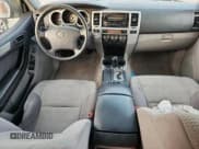 ✅ 2005 Toyota 4Runner SR5 • VIN: JTEBU14R650058452 • Lot: 92897465. Wystawiony na Copart z przebiegiem 262 776 mil. Bezpłatny archiwum sprzedaży aukcyjnych z USA i szczegółowy raport historii pojazdu na DreamBid. Zdjęcie 8.