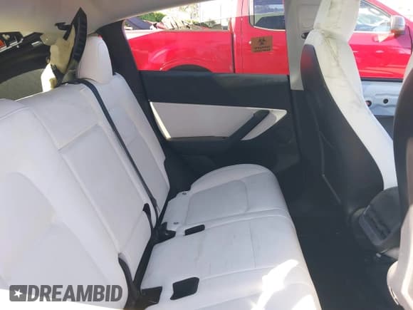 ✅ 2022 Tesla Model Y Long Range • VIN: 7SAYGDEE2NF360019 • Лот: 37731581. Опубликован ранее на IAAI с пробегом 38 014 миль. Бесплатный доступ к архиву аукционных продаж из США и подробный отчёт об истории автомобиля на DreamBid. Изображение 8.