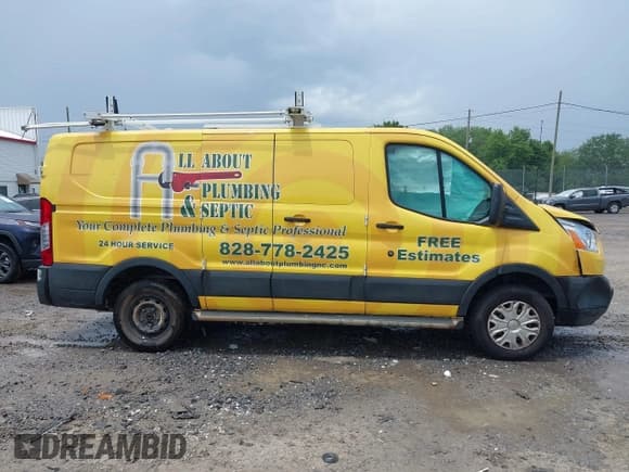 ✅ 2019 Ford Transit • VIN: 1FTYR1ZM1KKB21812 • Лот: 42684449. Опубликован ранее на IAAI с пробегом 152 890 миль. Бесплатный доступ к архиву аукционных продаж из США и подробный отчёт об истории автомобиля на DreamBid. Изображение 13.