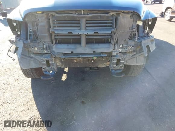 ✅ 2017 Ram 1500 Tradesman • VIN: 1C6RR7ST3HS594975 • Лот: 43482874. Опубликован ранее на IAAI с пробегом 151 266 миль. Бесплатный доступ к архиву аукционных продаж из США и подробный отчёт об истории автомобиля на DreamBid. Изображение 6.