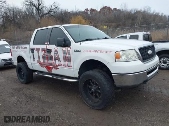 ✅ 2007 Ford F-150 XLT • VIN: 1FTPW14587KC80368 • Lot: 43717265. Wystawiony na IAAI z przebiegiem 206 892 mil. Bezpłatny archiwum sprzedaży aukcyjnych z USA i szczegółowy raport historii pojazdu na DreamBid. Zdjęcie 1.