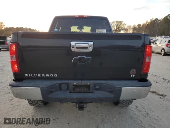 ✅ 2013 Chevrolet Silverado 1500 LT • VIN: 3GCPKSE7XDG260529 • Lot: 90746315. Listed on Copart with 143,104 mi. Free auction sales archive from the USA and detailed vehicle history report at DreamBid. Image 6.