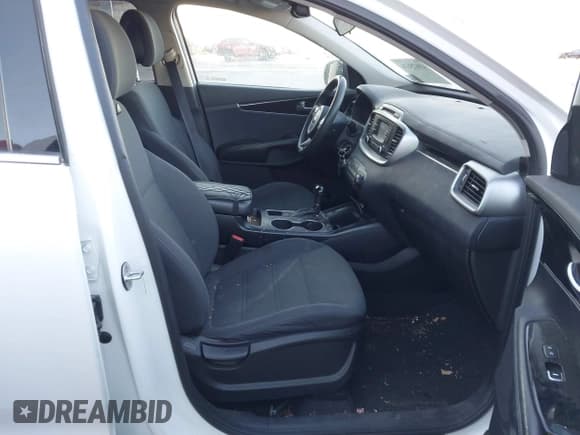 ✅ 2016 Kia Sorento L • VIN: 5XYPG4A37GG058802 • Лот: 43675176. Опубликован ранее на IAAI с пробегом 137 396 миль. Бесплатный доступ к архиву аукционных продаж из США и подробный отчёт об истории автомобиля на DreamBid. Изображение 5.