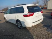 ✅ 2015 Toyota Sienna LE • VIN: 5TDKK3DC5FS576164 • Lot: 43730628. Listed on IAAI with 123,366 mi. Free auction sales archive from the USA and detailed vehicle history report at DreamBid. Image 3.